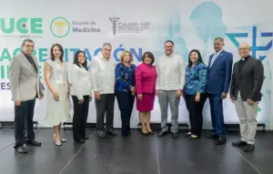 Read more about the article Escuela de Medicina de la UCE obtiene acreditación internacional de CAAM-HP